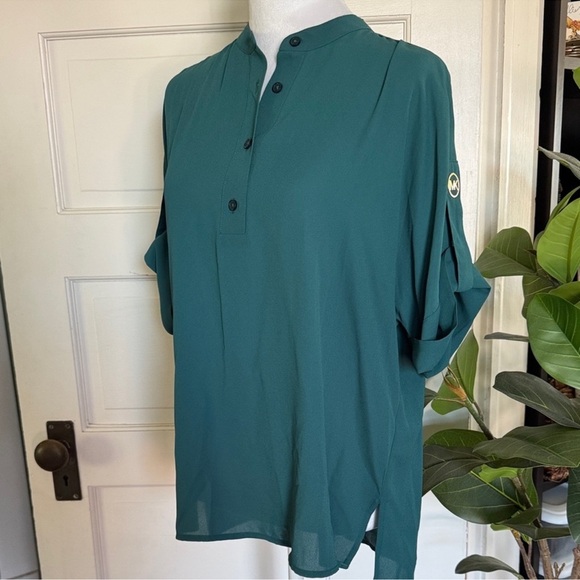 NWT MICHAEL KORS Petite Large Atlantic Blue Roll-Tab Blouse - Picture 3 of 12